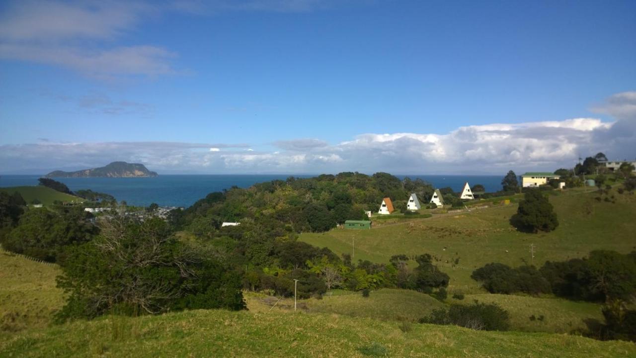 Pohutukawa Coastal Chalets Coromandel Exterior photo