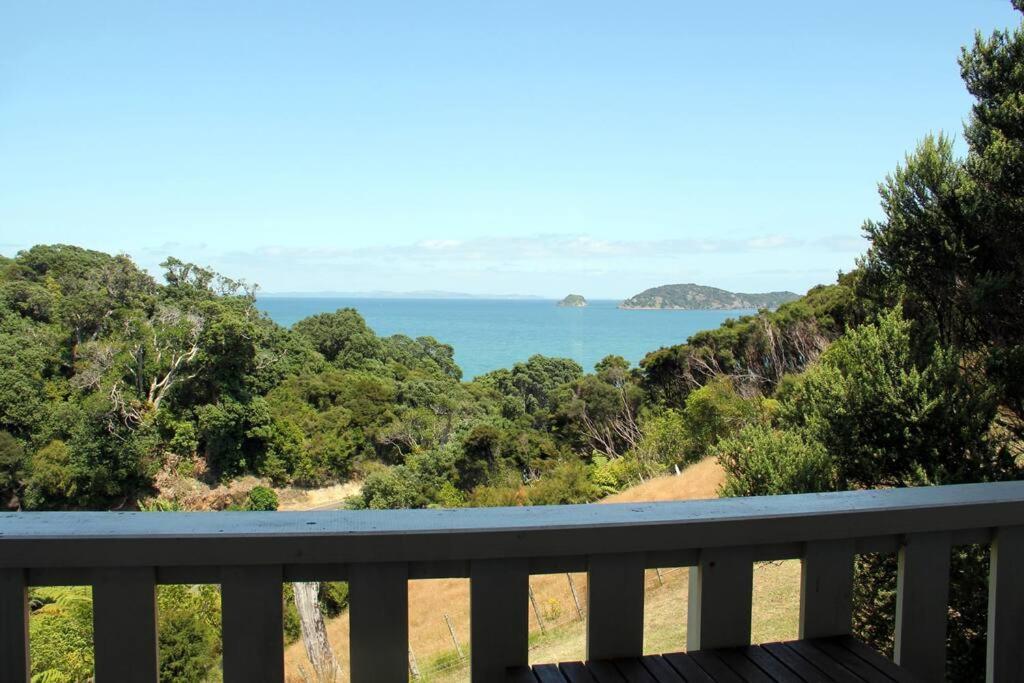 Pohutukawa Coastal Chalets Coromandel Exterior photo