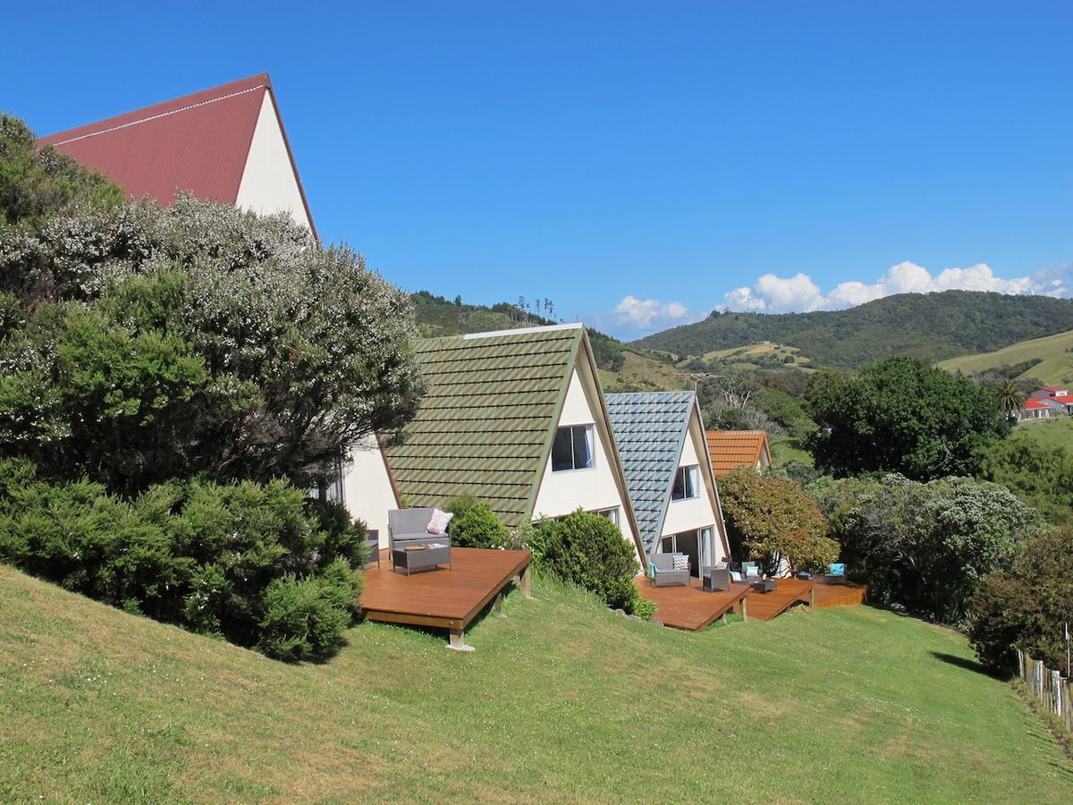 Pohutukawa Coastal Chalets Coromandel Exterior photo
